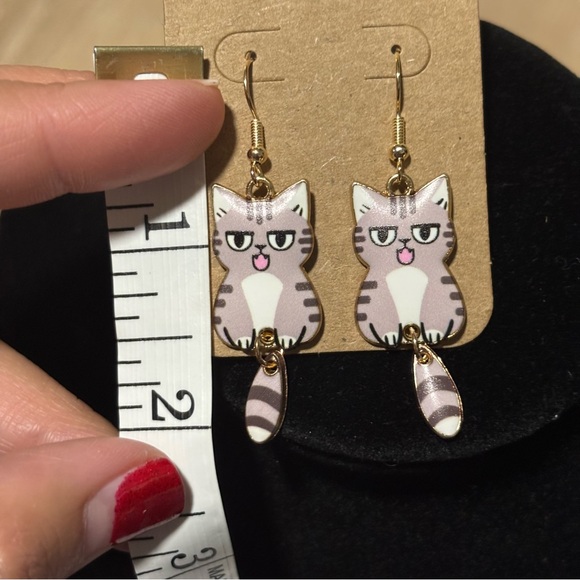 Cute Hungry/Annoyed Tabby Cat with Dangle Tail, Hook Earrings - Cute Kitty Cat - Picture 10 of 10